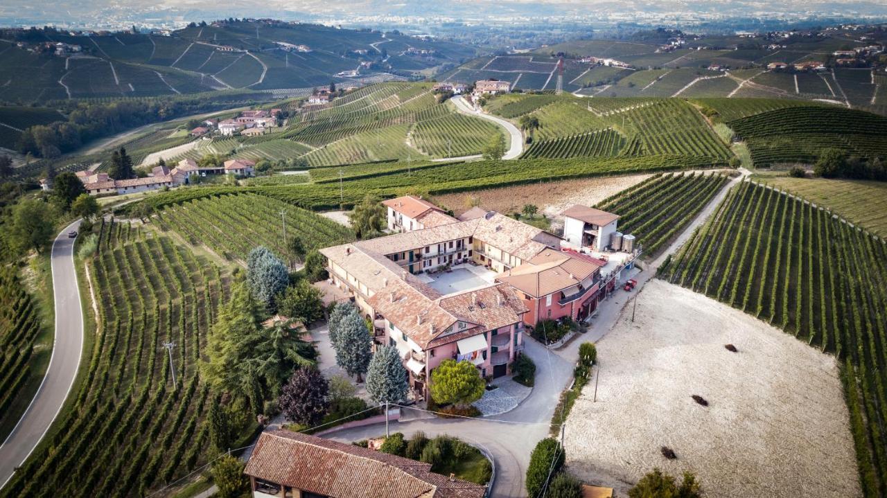 I Quattro Grappoli Bed & Breakfast Neive Exterior photo