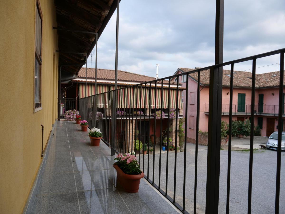 I Quattro Grappoli Bed & Breakfast Neive Exterior photo